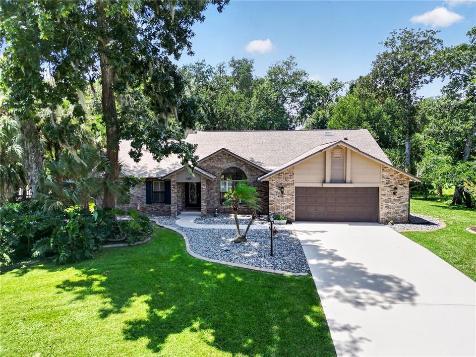 For Sale: $620,000 (3 beds, 2 baths, 2068 Square Feet)