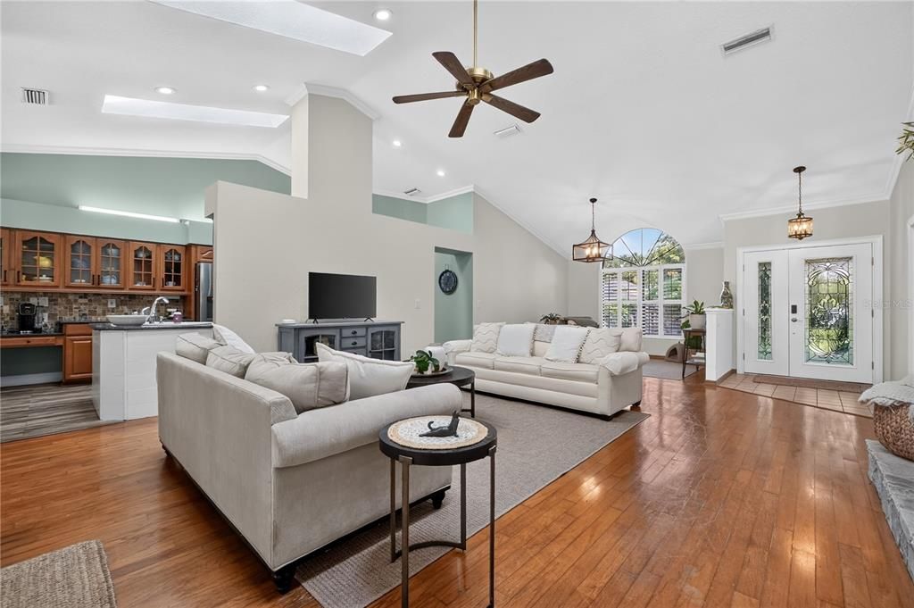 For Sale: $620,000 (3 beds, 2 baths, 2068 Square Feet)