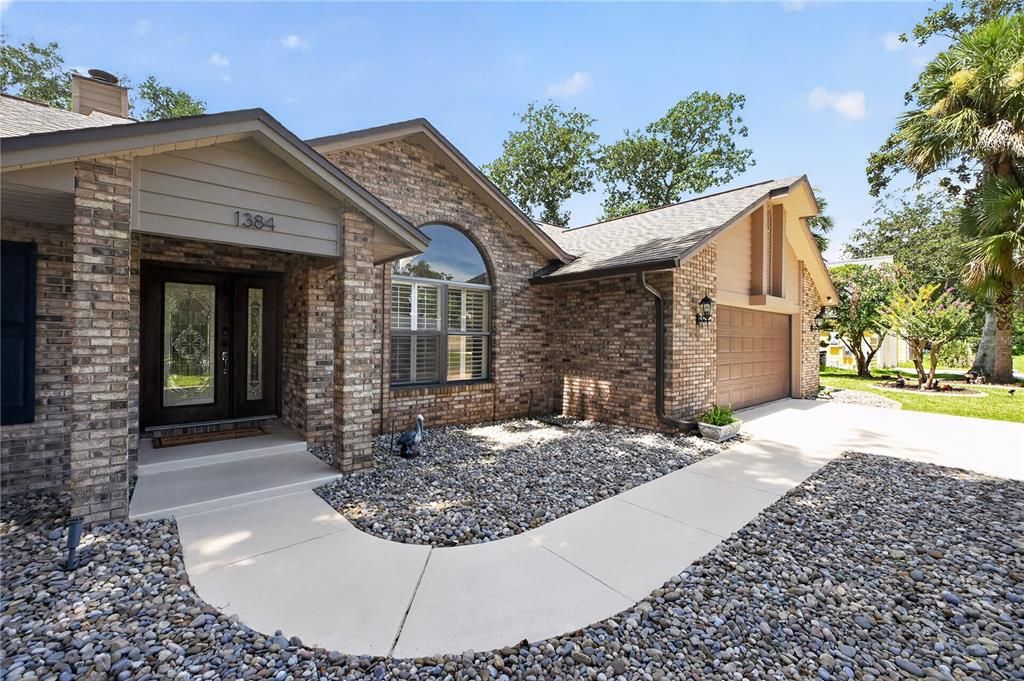 For Sale: $620,000 (3 beds, 2 baths, 2068 Square Feet)