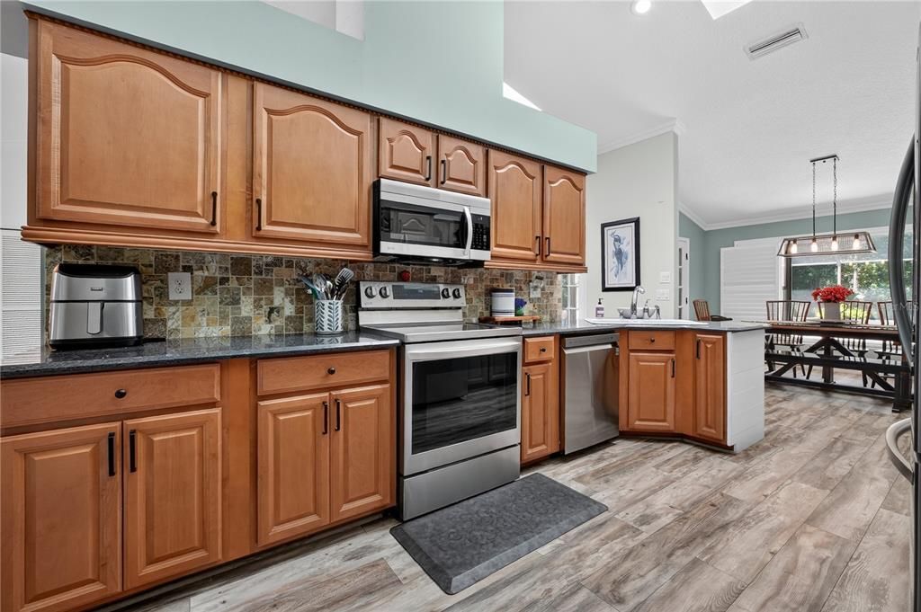 For Sale: $620,000 (3 beds, 2 baths, 2068 Square Feet)