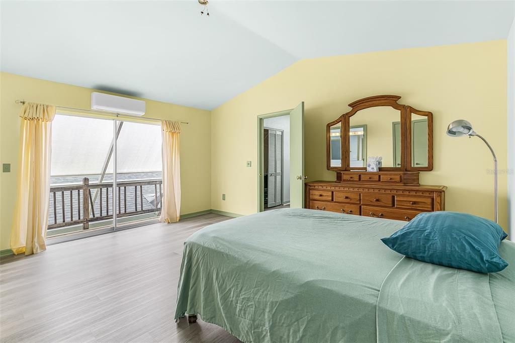 For Sale: $199,000 (3 beds, 2 baths, 1512 Square Feet)