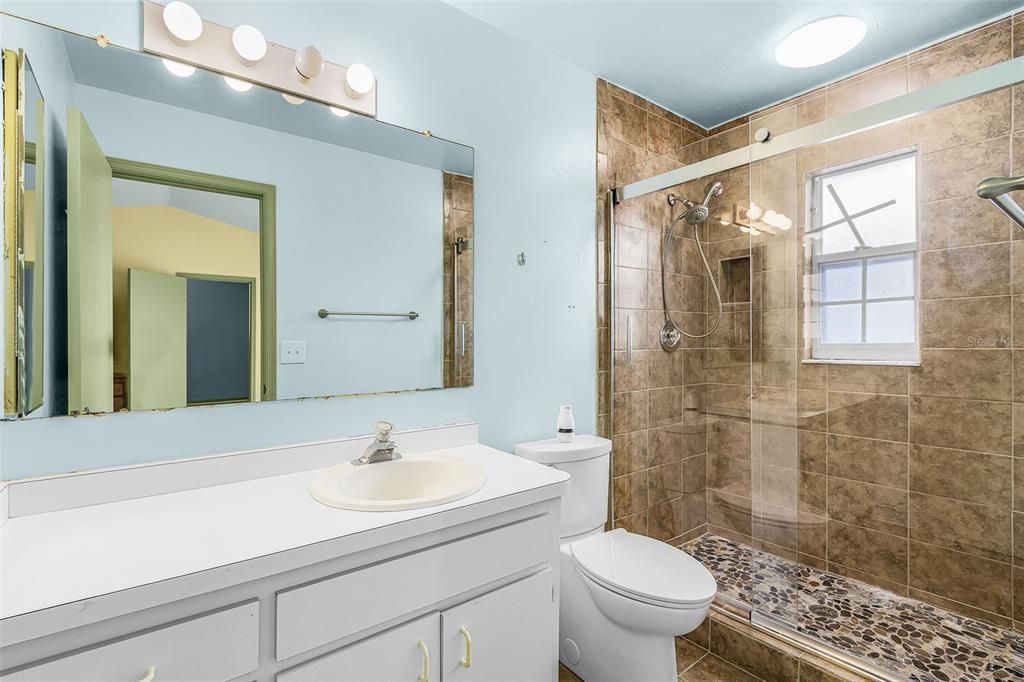 For Sale: $199,000 (3 beds, 2 baths, 1512 Square Feet)
