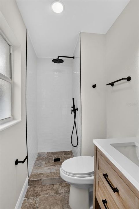 Active With Contract: $279,800 (3 beds, 2 baths, 1066 Square Feet)