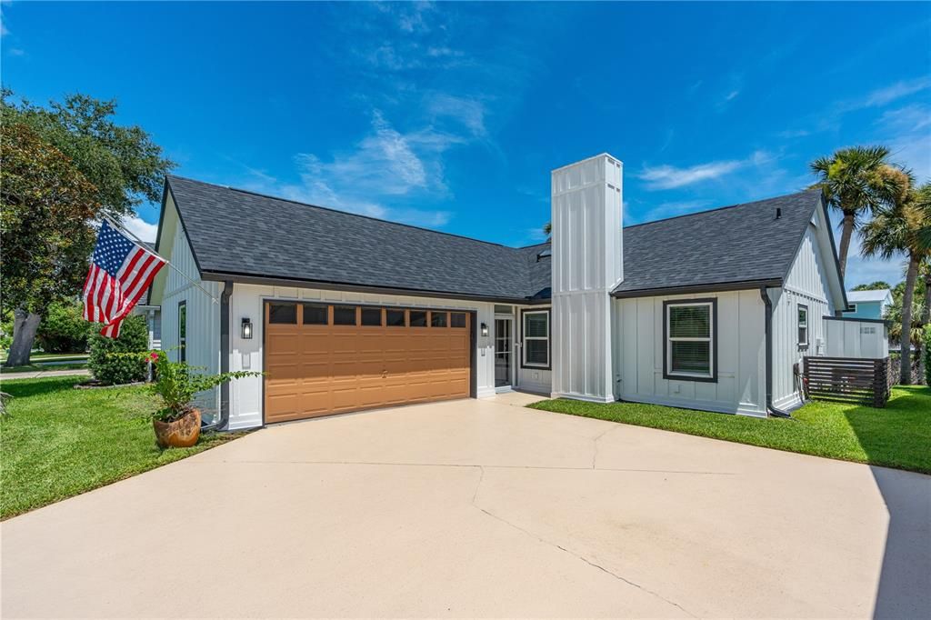 For Sale: $390,000 (2 beds, 2 baths, 1152 Square Feet)