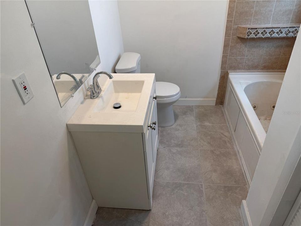 В аренду: $1,599 (3 спален, 2 ванн, 1187 Квадратных фут)