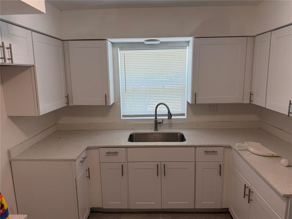 В аренду: $1,599 (3 спален, 2 ванн, 1187 Квадратных фут)