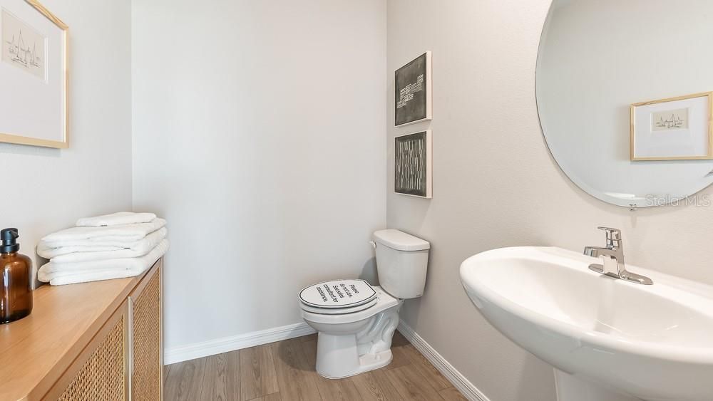 For Sale: $374,990 (4 beds, 2 baths, 2260 Square Feet)