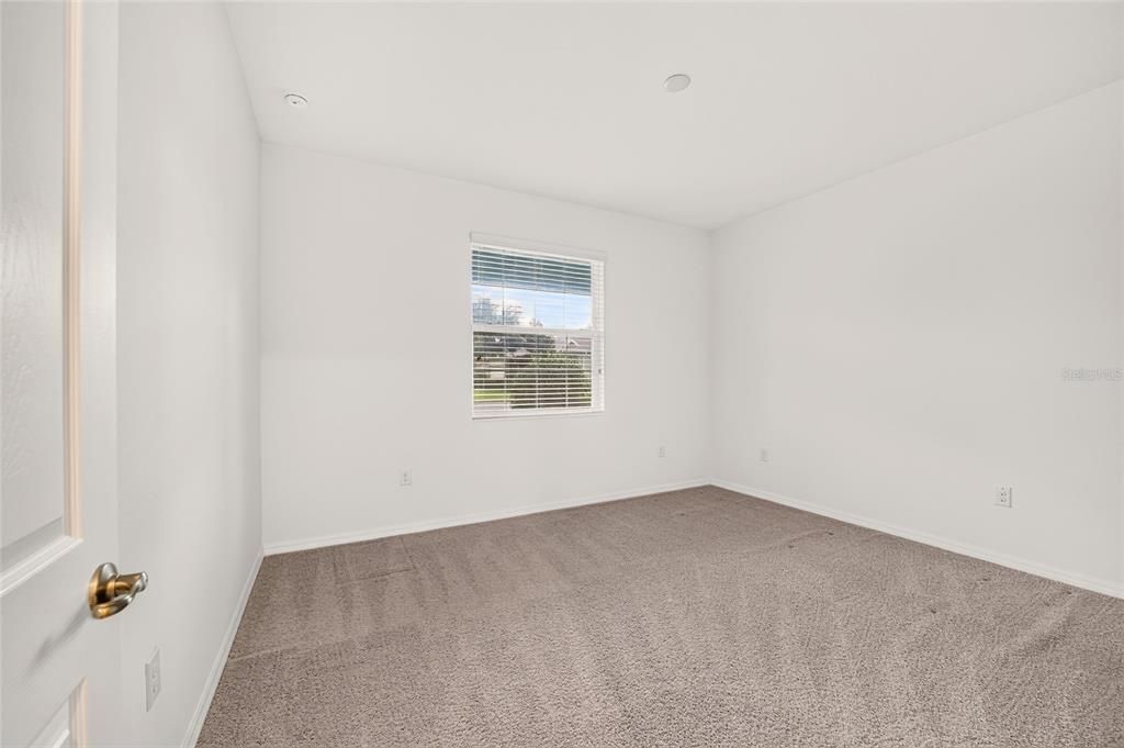 For Sale: $315,000 (2 beds, 2 baths, 1743 Square Feet)