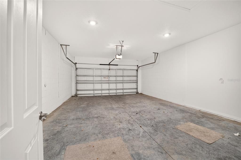For Sale: $315,000 (2 beds, 2 baths, 1743 Square Feet)