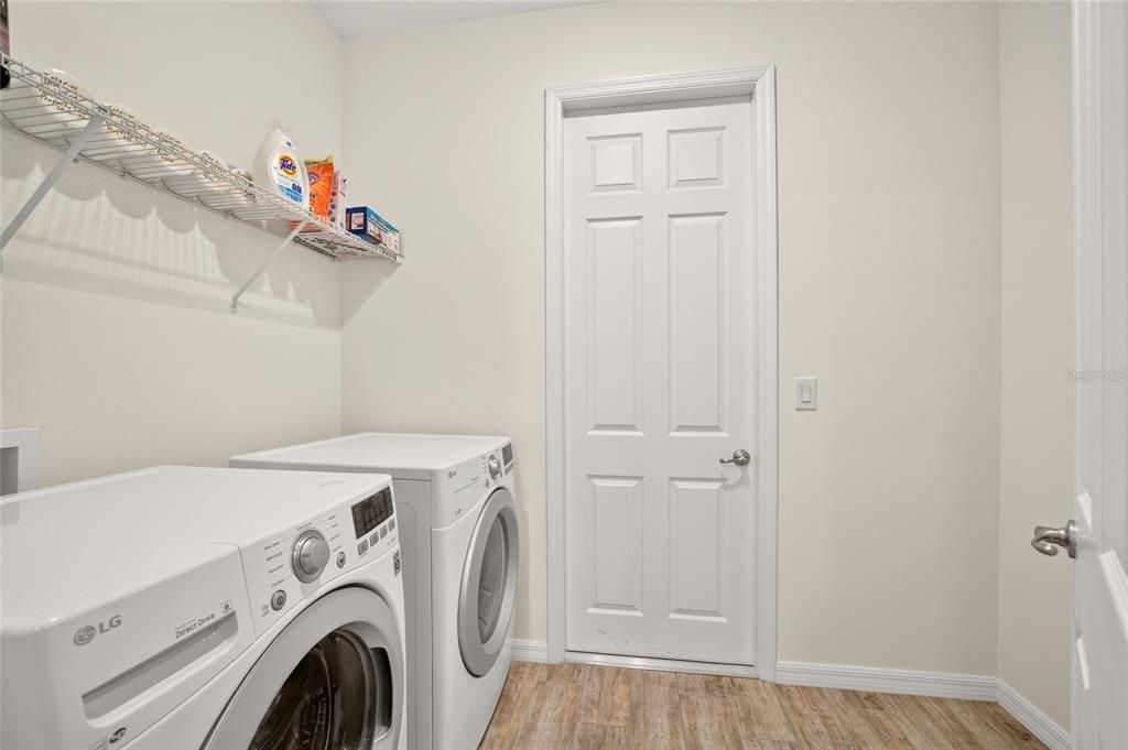 For Sale: $315,000 (2 beds, 2 baths, 1743 Square Feet)