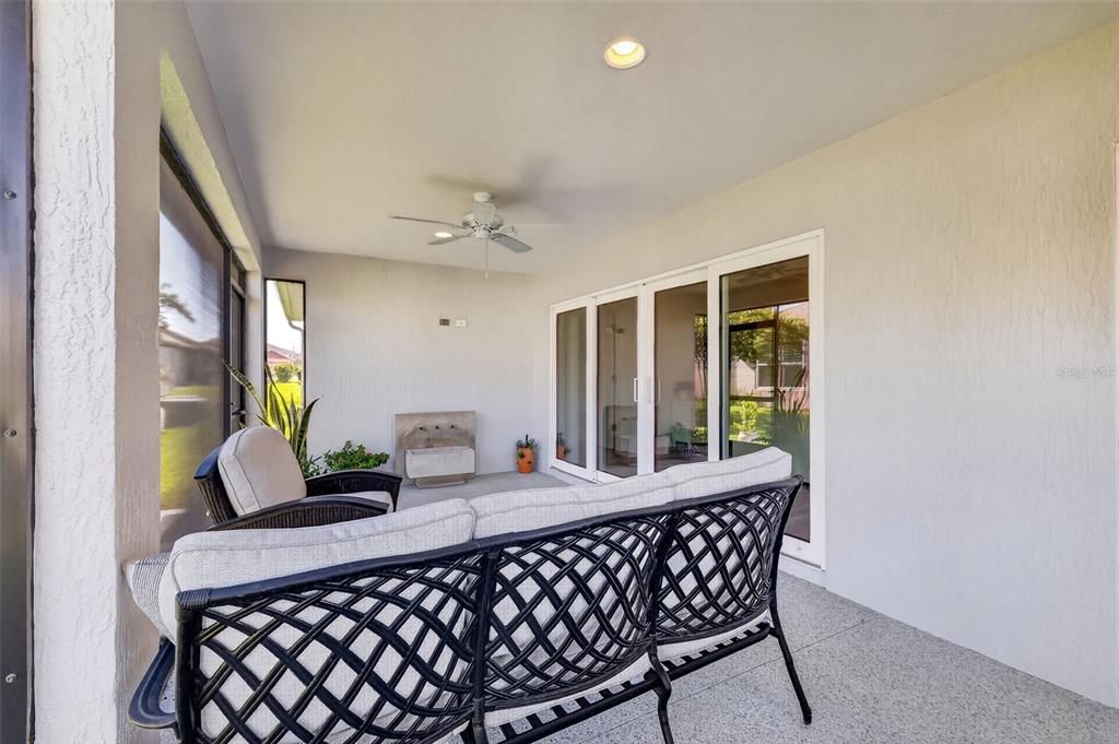 For Sale: $529,000 (3 beds, 3 baths, 1892 Square Feet)