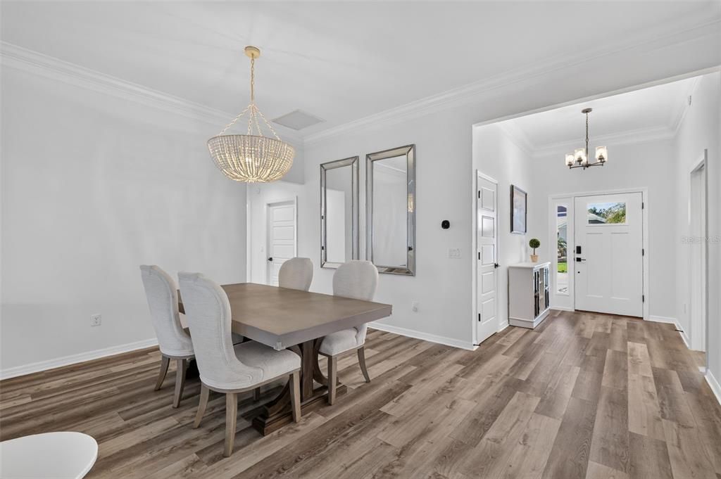 For Sale: $529,000 (3 beds, 3 baths, 1892 Square Feet)