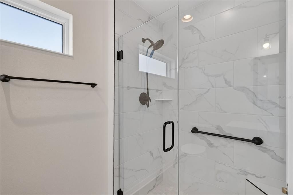 For Sale: $529,000 (3 beds, 3 baths, 1892 Square Feet)