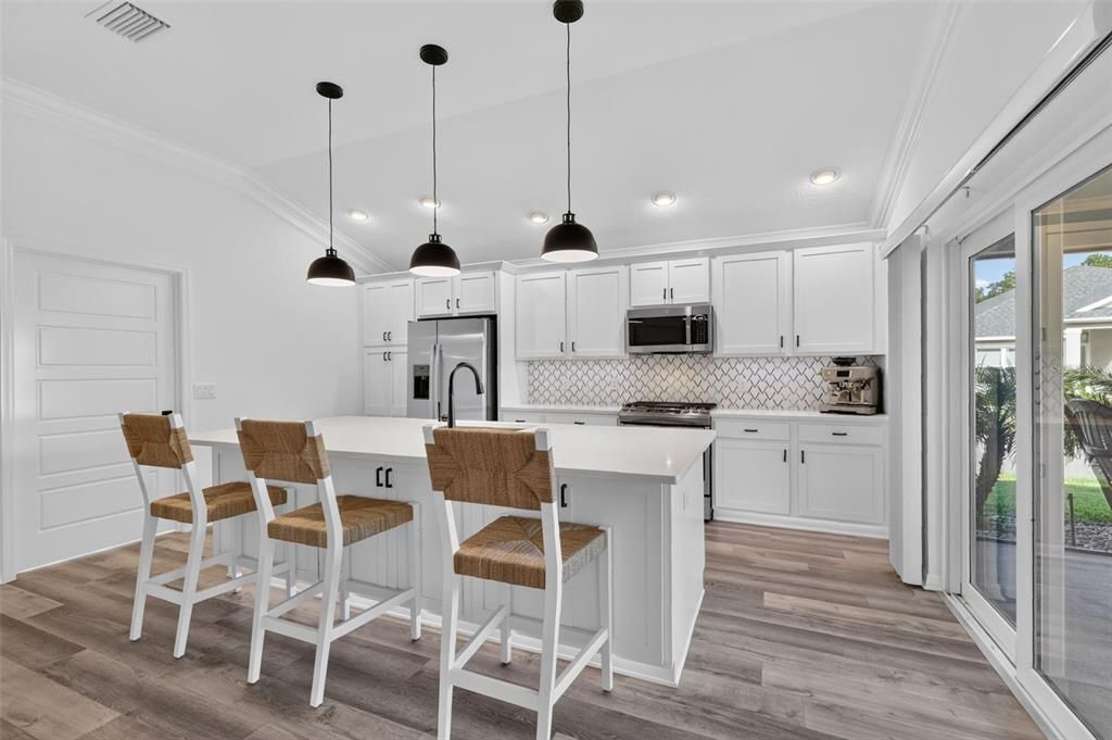 For Sale: $529,000 (3 beds, 3 baths, 1892 Square Feet)