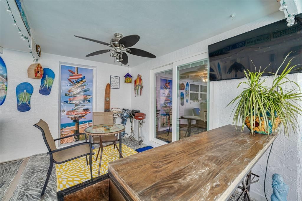 For Sale: $348,000 (2 beds, 2 baths, 1424 Square Feet)
