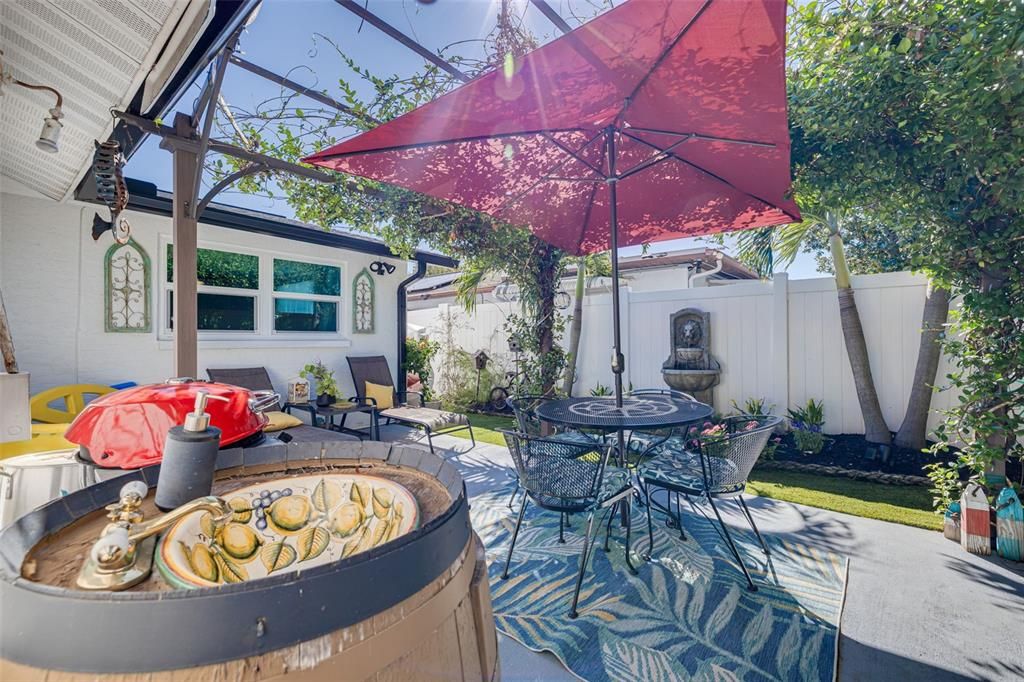 For Sale: $348,000 (2 beds, 2 baths, 1424 Square Feet)