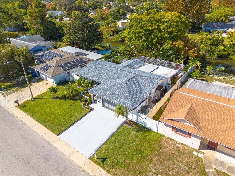 For Sale: $348,000 (2 beds, 2 baths, 1424 Square Feet)