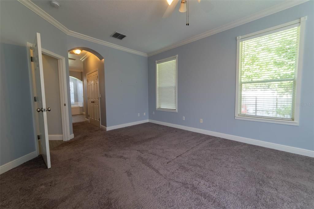 For Rent: $3,995 (4 beds, 3 baths, 2660 Square Feet)