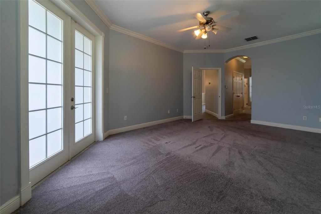 For Rent: $3,995 (4 beds, 3 baths, 2660 Square Feet)