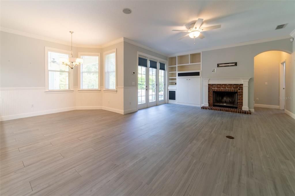 For Rent: $3,995 (4 beds, 3 baths, 2660 Square Feet)