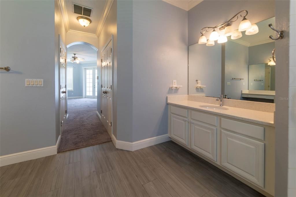 For Rent: $3,995 (4 beds, 3 baths, 2660 Square Feet)