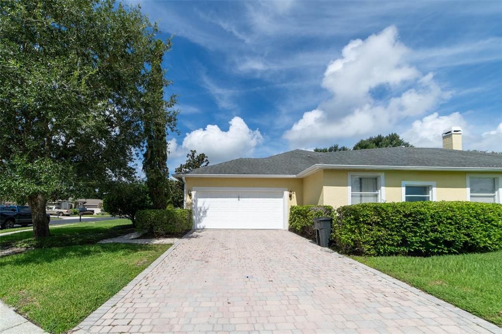For Rent: $3,995 (4 beds, 3 baths, 2660 Square Feet)