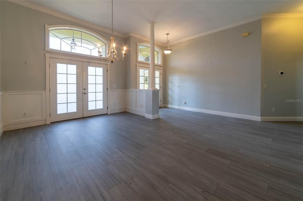 For Rent: $3,995 (4 beds, 3 baths, 2660 Square Feet)