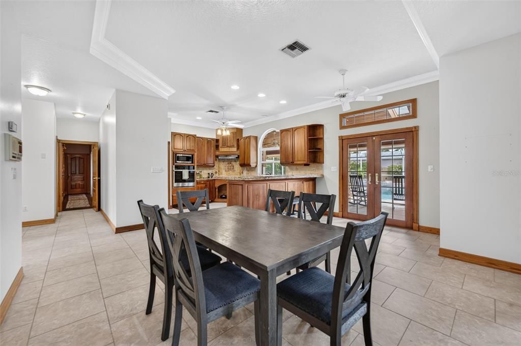 For Sale: $1,050,000 (5 beds, 3 baths, 3868 Square Feet)