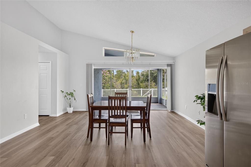 For Sale: $416,000 (4 beds, 2 baths, 1691 Square Feet)