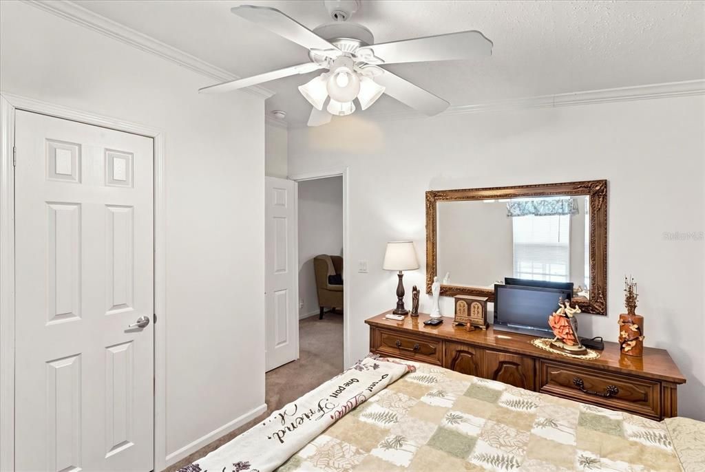 For Sale: $499,000 (3 beds, 2 baths, 1288 Square Feet)