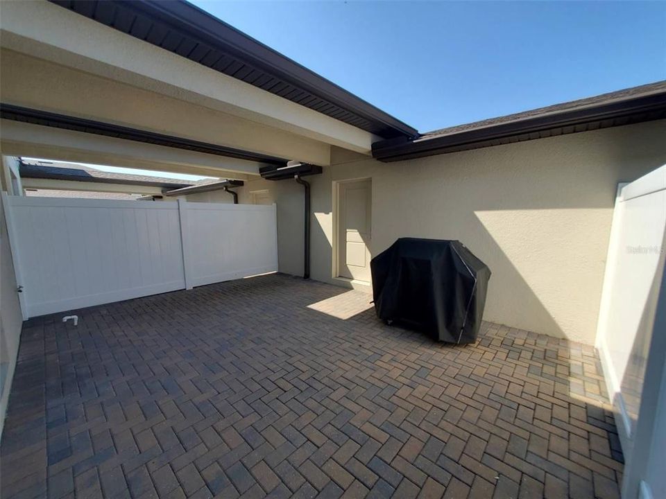 For Rent: $1,995 (2 beds, 2 baths, 1464 Square Feet)