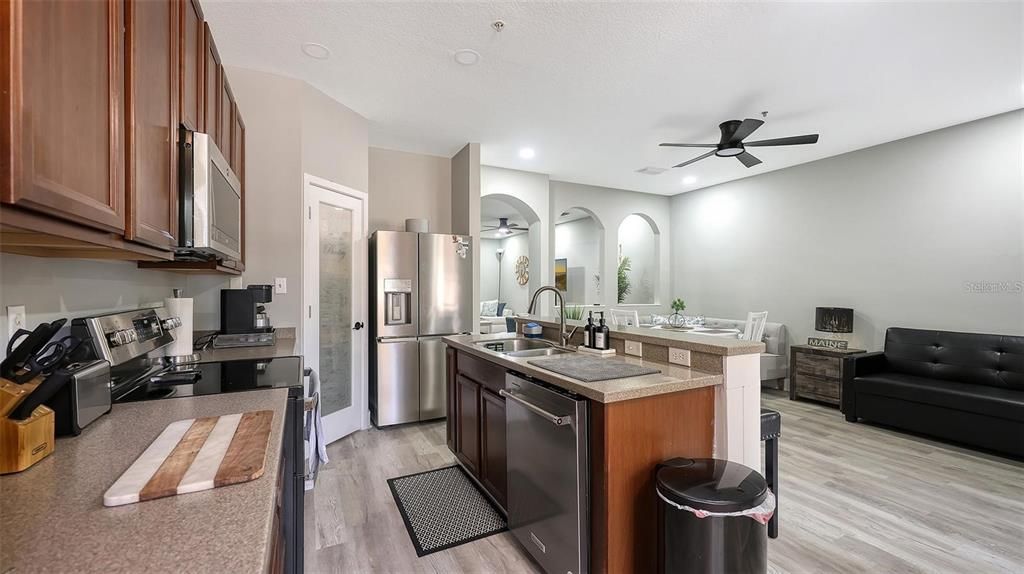 For Rent: $2,850 (3 beds, 2 baths, 1776 Square Feet)