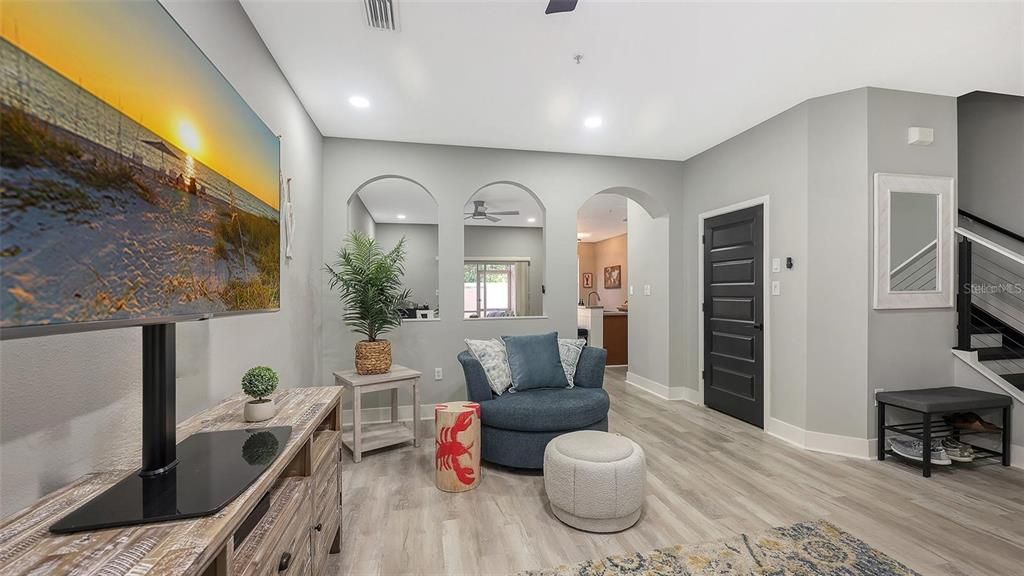 For Rent: $2,850 (3 beds, 2 baths, 1776 Square Feet)
