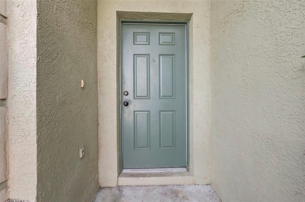 For Sale: $299,999 (4 beds, 2 baths, 1825 Square Feet)