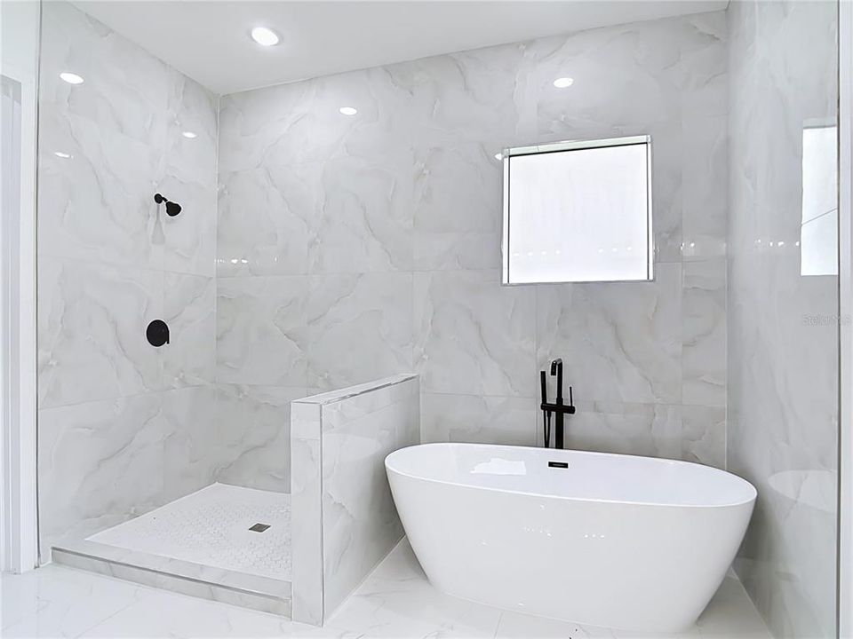 For Sale: $480,000 (4 beds, 3 baths, 2153 Square Feet)