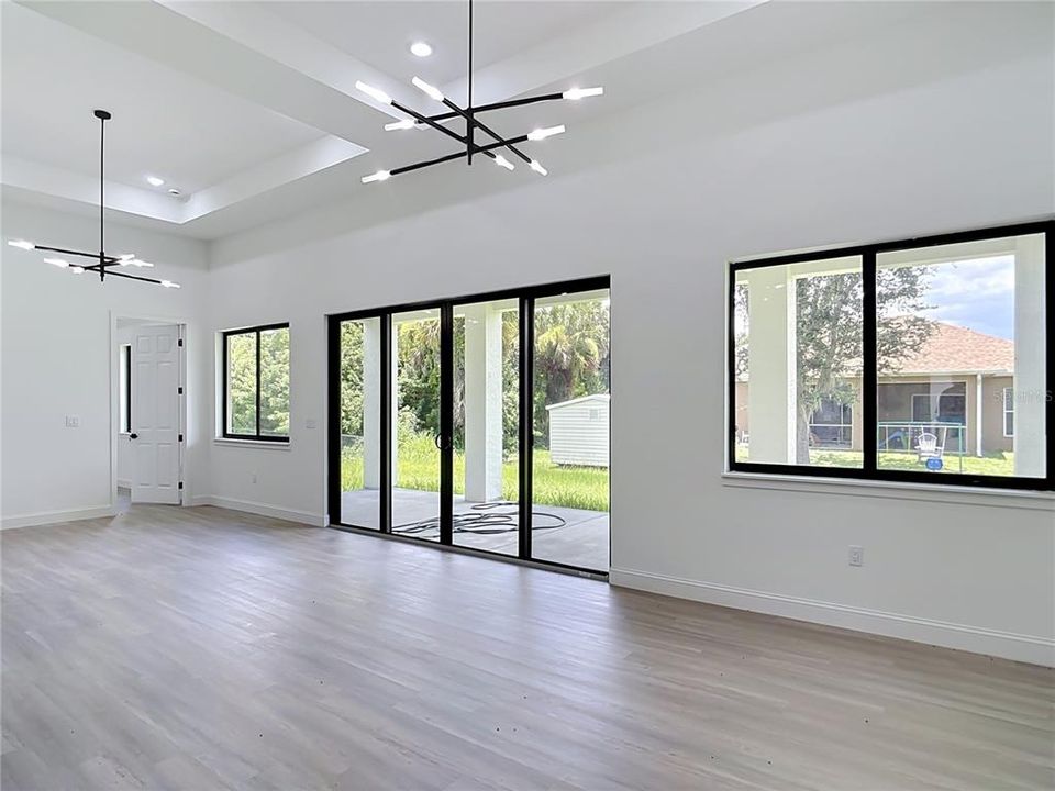 For Sale: $480,000 (4 beds, 3 baths, 2153 Square Feet)