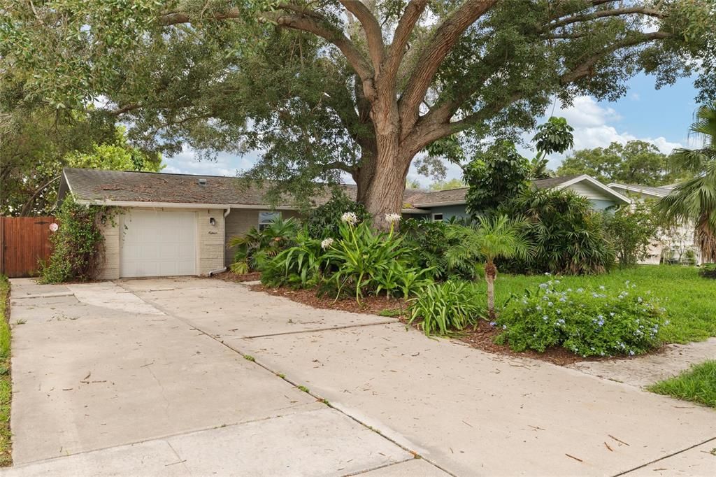 For Sale: $524,900 (3 beds, 2 baths, 1792 Square Feet)