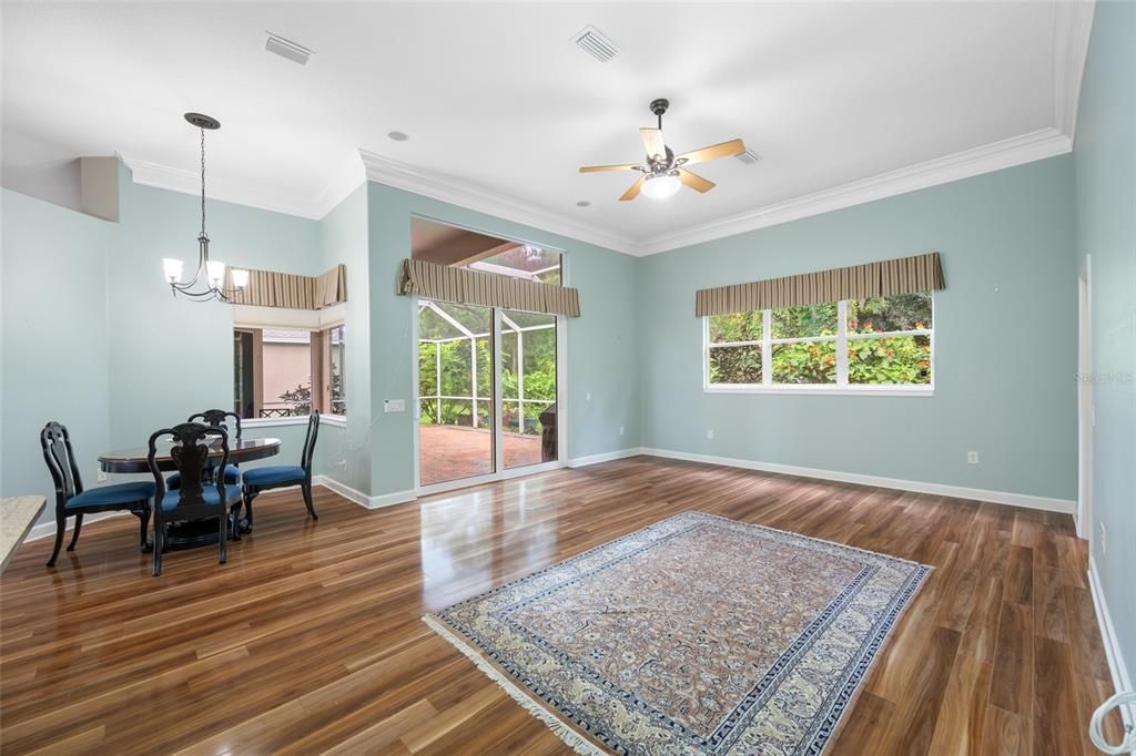 En Venta: $600,000 (3 camas, 3 baños, 2494 Pies cuadrados)