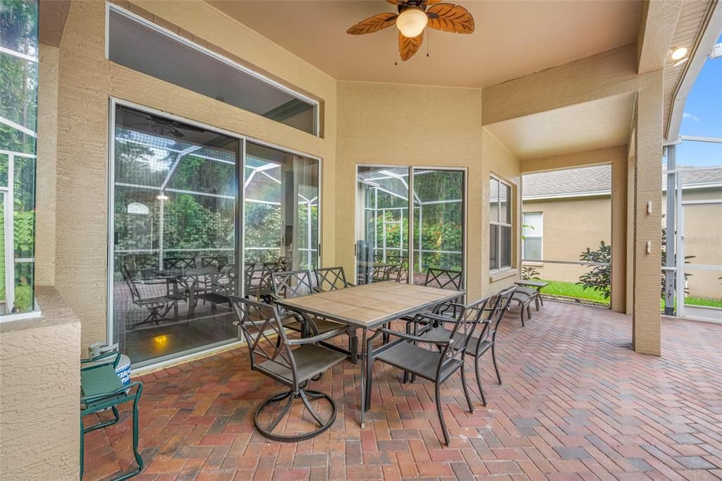 En Venta: $600,000 (3 camas, 3 baños, 2494 Pies cuadrados)