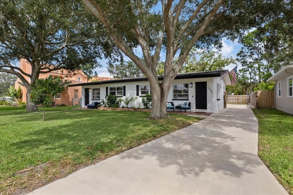 En Venta: $499,000 (4 camas, 0 baños, 1288 Pies cuadrados)