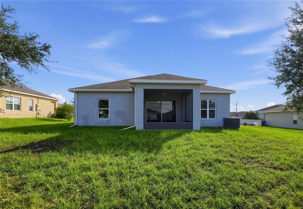 For Sale: $389,900 (3 beds, 2 baths, 1899 Square Feet)