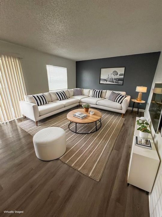 For Rent: $1,100 (2 beds, 1 baths, 850 Square Feet)