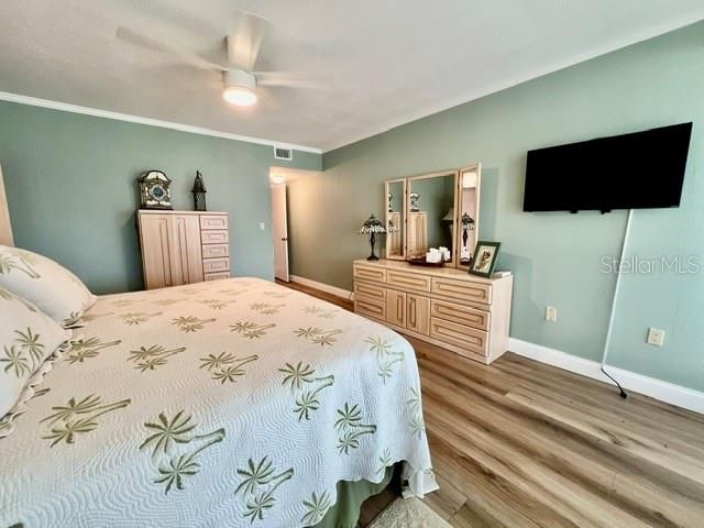 For Rent: $5,500 (3 beds, 2 baths, 2069 Square Feet)