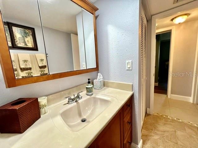 For Rent: $5,500 (3 beds, 2 baths, 2069 Square Feet)