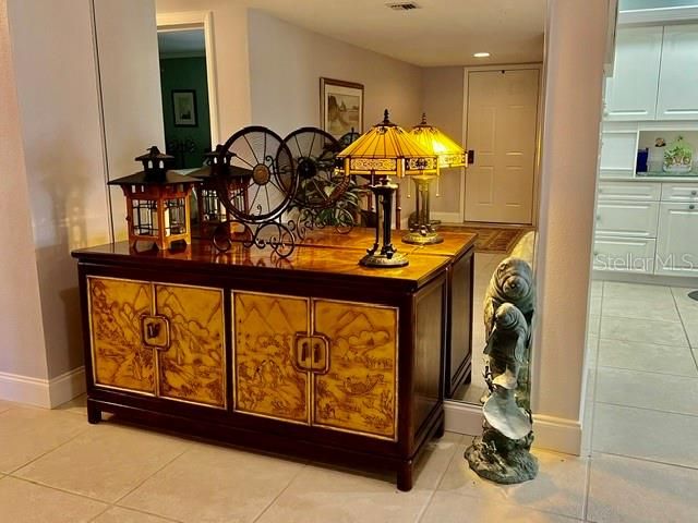 For Rent: $5,500 (3 beds, 2 baths, 2069 Square Feet)