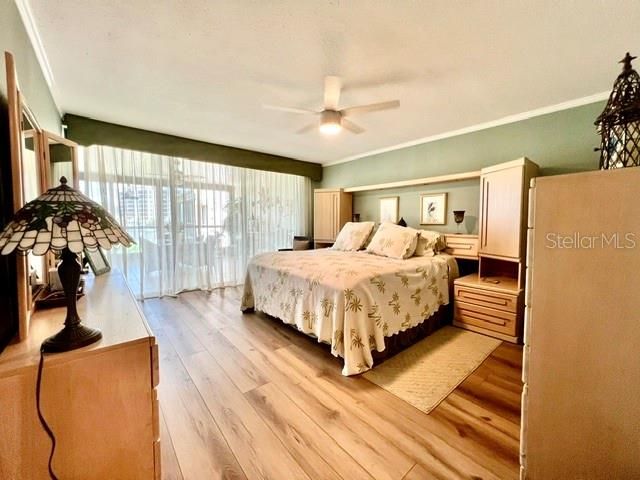 For Rent: $5,500 (3 beds, 2 baths, 2069 Square Feet)