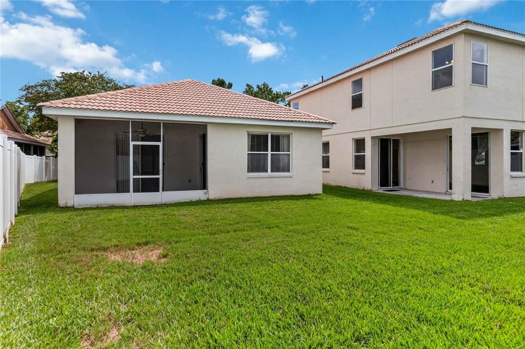 For Sale: $375,000 (2 beds, 2 baths, 1193 Square Feet)