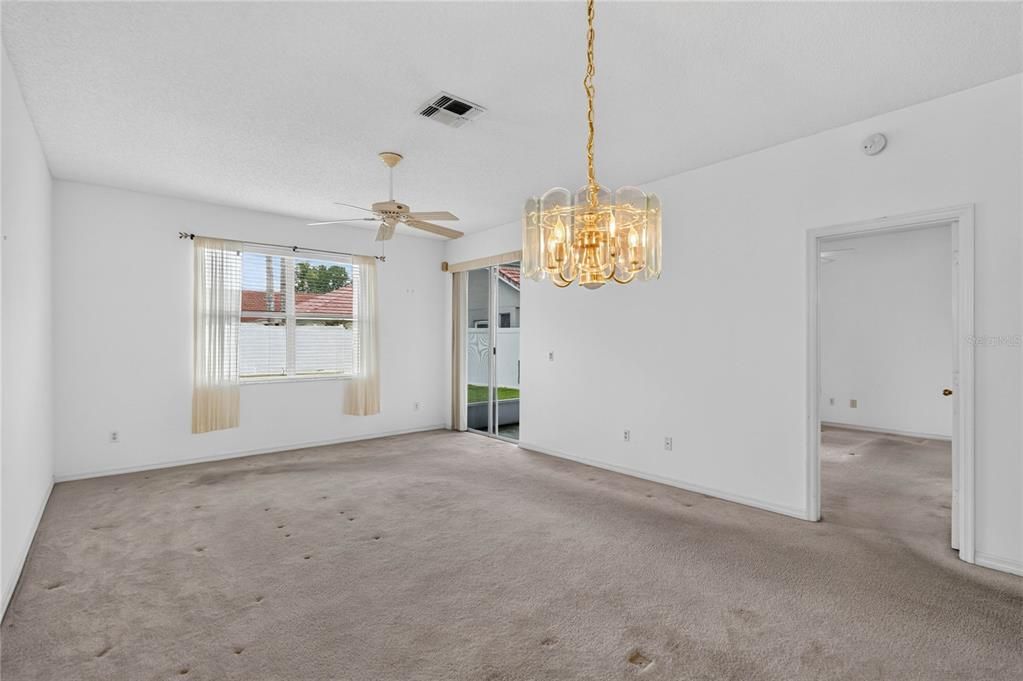 For Sale: $375,000 (2 beds, 2 baths, 1193 Square Feet)