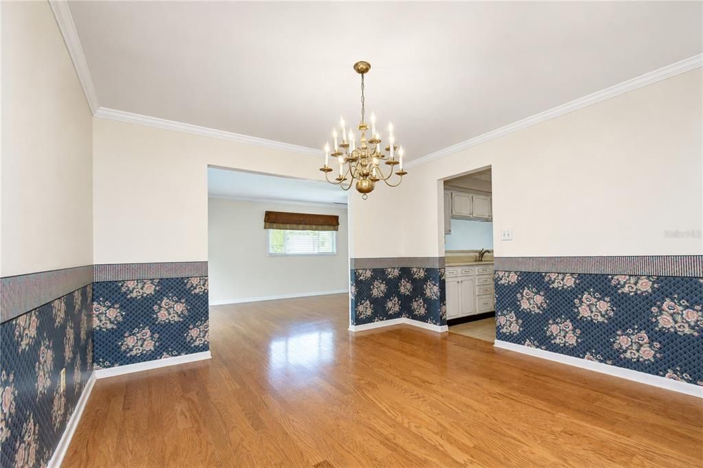 На продажу: $420,000 (4 спален, 2 ванн, 2050 Квадратных фут)