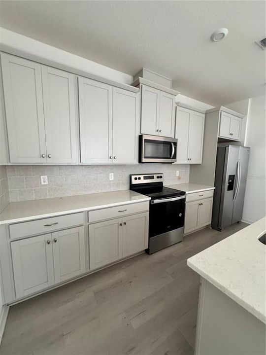 For Rent: $2,750 (3 beds, 2 baths, 1650 Square Feet)